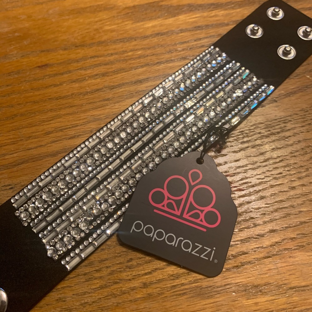 4 for $16 Paparazzi bracelet